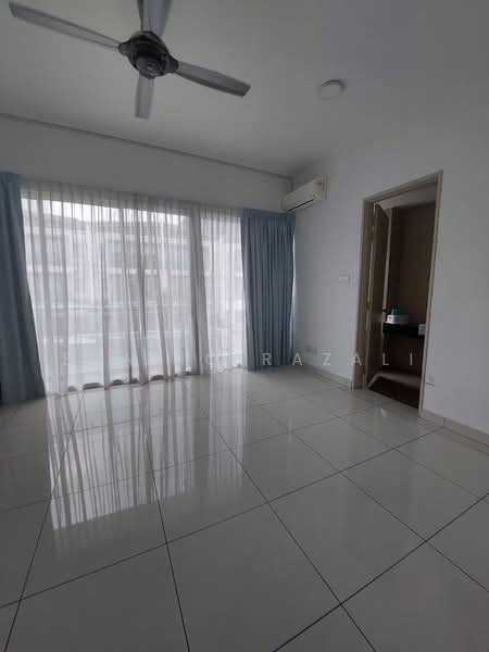 Rumah Teres 3 Tingkat untuk Dijual di Taman Subang Mas (Subang Jaya) - Syafiq Razali - PropertyGuru.com.my
