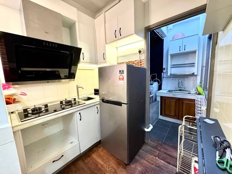 Apartment for Sale at Sri Murni - Fazri . - PropertyGuru.com.my