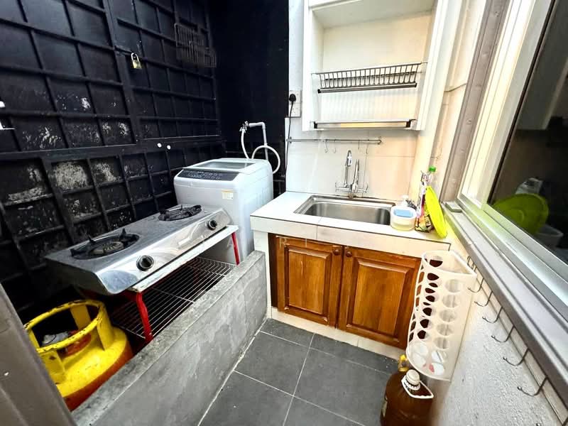 Apartment for Sale at Sri Murni - Fazri . - PropertyGuru.com.my