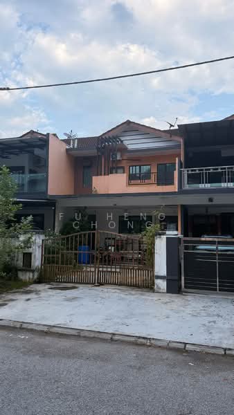2-storey Terraced House for Sale in Bandar Putra (Kulai) - Fu Heng Chong - Exterior - PropertyGuru.com.my