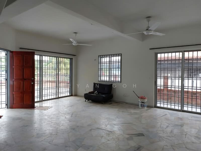 Rumah Teres 2 Tingkat untuk Disewa di Bandar Indahpura (Kulai) - Bryan Goh - Living Room - PropertyGuru.com.my
