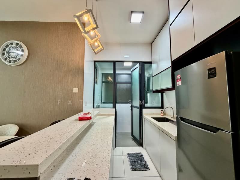 Servis Apartment untuk Dijual di KL Traders Square - Fatin Ismail - Kitchen - PropertyGuru.com.my