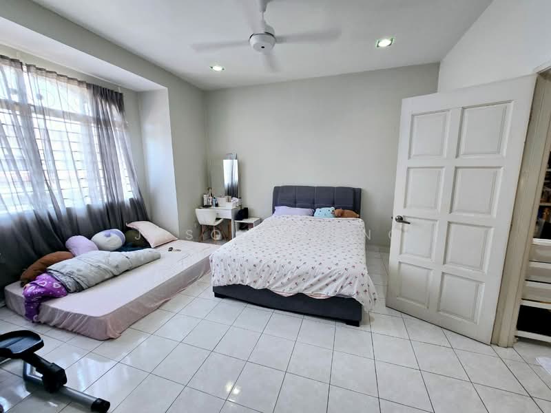 2-storey Terraced House for Sale in Taman Putra Impiana (Puchong) - Jason Keong - Bedroom - PropertyGuru.com.my
