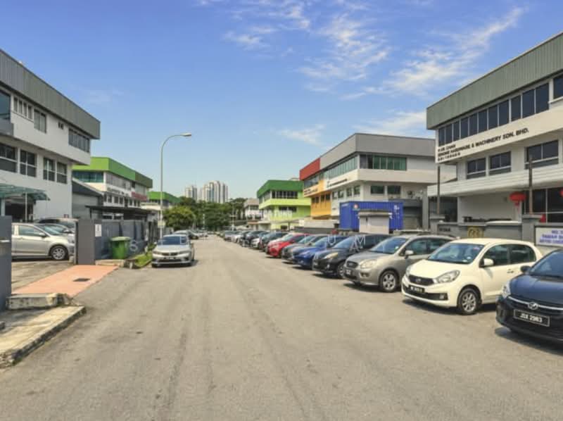 Semi-D Factory for Rent in Taman Shamelin (Cheras) - Eddy Lum - Exterior - PropertyGuru.com.my