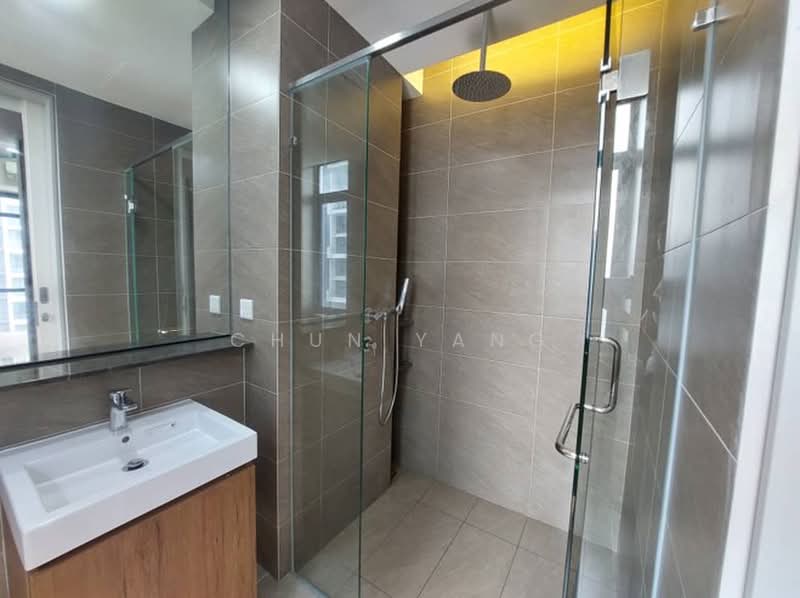 Kondominium untuk Dijual di Grand Medini - Chun Yang - Bathroom - PropertyGuru.com.my