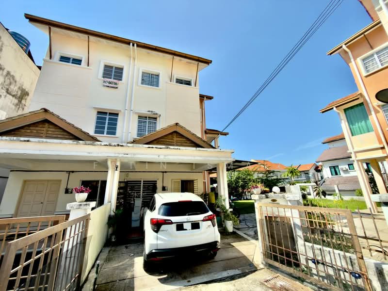 Rumah Teres 3-Tingkat untuk Dijual di Ukay Perdana (Ulu Kelang) - Fatin Ismail - Exterior - PropertyGuru.com.my