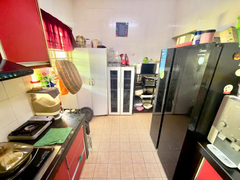 Rumah Teres 3-Tingkat untuk Dijual di Ukay Perdana (Ulu Kelang) - Fatin Ismail - Kitchen - PropertyGuru.com.my