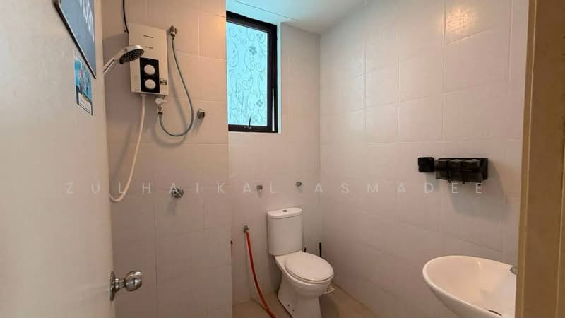 Kondominium untuk Disewa di Serin Residency - Zulhaikal Asmadee - Bathroom - PropertyGuru.com.my