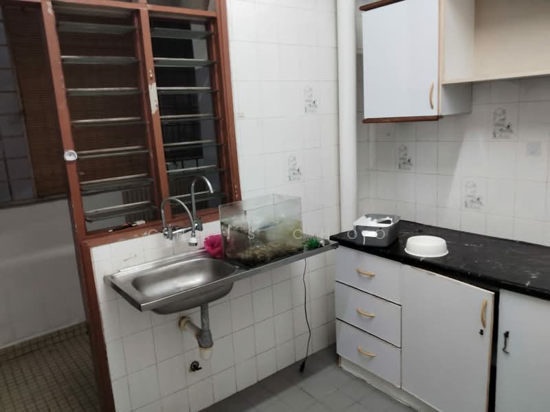 Pangsapuri untuk Disewa di Tasik Heights Apartment - Chris Choo - Kitchen - PropertyGuru.com.my