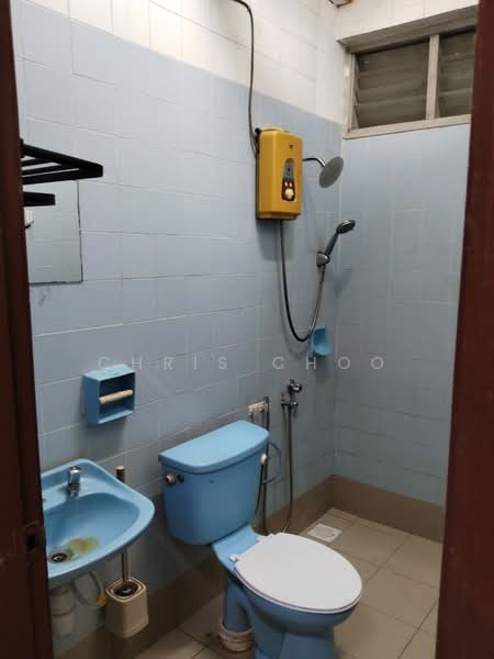 Pangsapuri untuk Disewa di Tasik Heights Apartment - Chris Choo - Bathroom - PropertyGuru.com.my