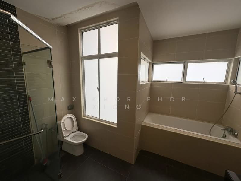 Terraced House for Rent in Setia Alam (Selangor) - Max Khor Phor xiong - Bathroom - PropertyGuru.com.my
