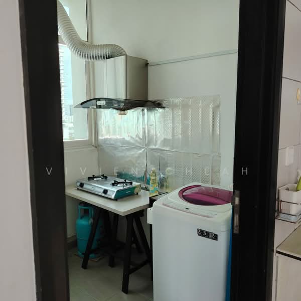 Kondominium untuk Dijual di The Cantonment - Vivien Cheah - Kitchen - PropertyGuru.com.my