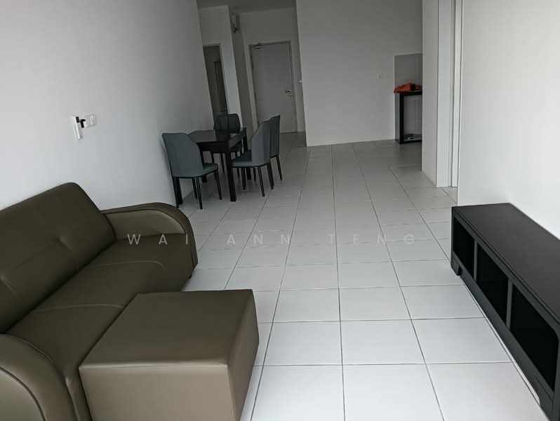 Kondominium untuk Disewa di Residensi Sateria - Wai Ann Teng - Living Room - PropertyGuru.com.my