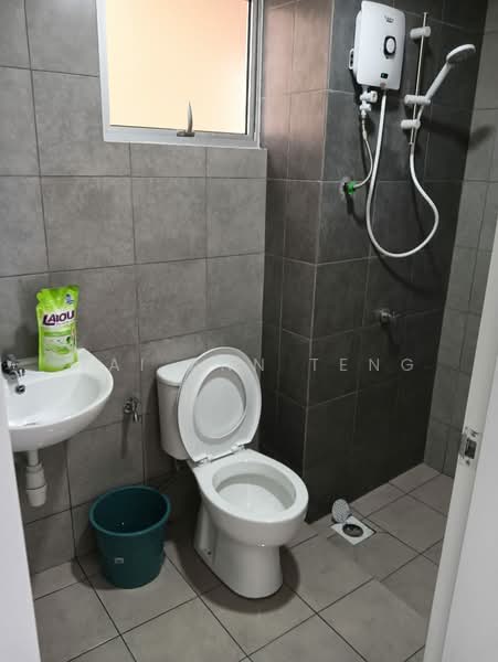 Kondominium untuk Disewa di Residensi Sateria - Wai Ann Teng - Bathroom - PropertyGuru.com.my