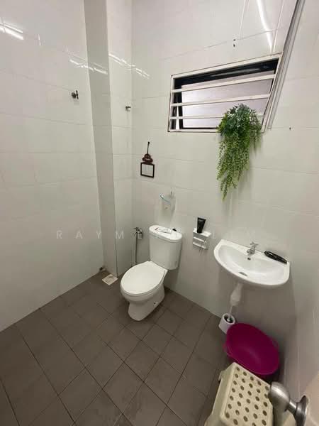 Terraced House for Sale in Saujana Rawang (Rawang) - Raymerc Lim - Bathroom - PropertyGuru.com.my