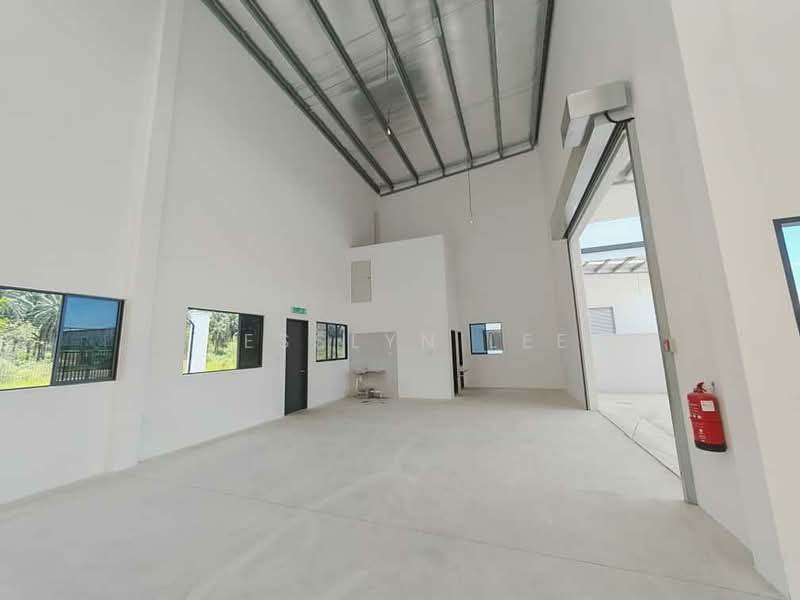 Factory for Rent in Puncak Alam (Selangor) - Jesslyn Lee - Interior - PropertyGuru.com.my