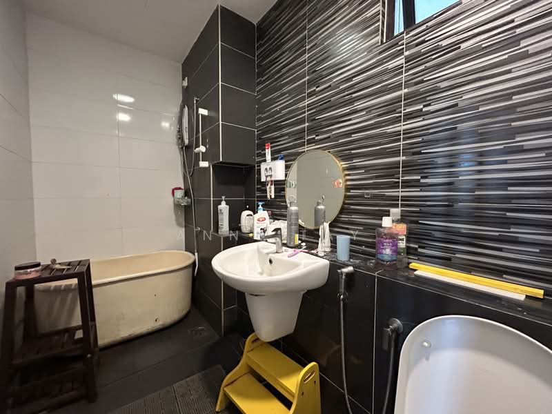 Servis Apartment untuk Dijual di Citywoods - Anne Tay - Bathroom - PropertyGuru.com.my
