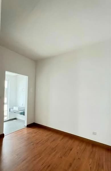 Rumah Berkembar untuk Dijual di Taman Nadayu 92 (Kajang) - Celestine Ting - Interior - PropertyGuru.com.my