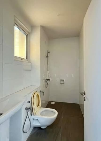 Rumah Berkembar untuk Dijual di Taman Nadayu 92 (Kajang) - Celestine Ting - Bathroom - PropertyGuru.com.my