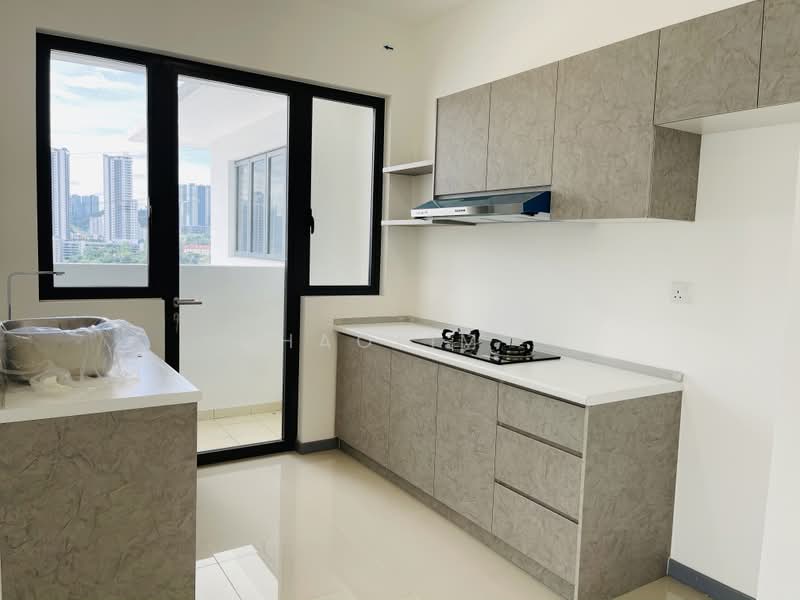 Service Residence for Sale at United Point (Residensi Berpadu) - ChaoLim . - Kitchen - PropertyGuru.com.my