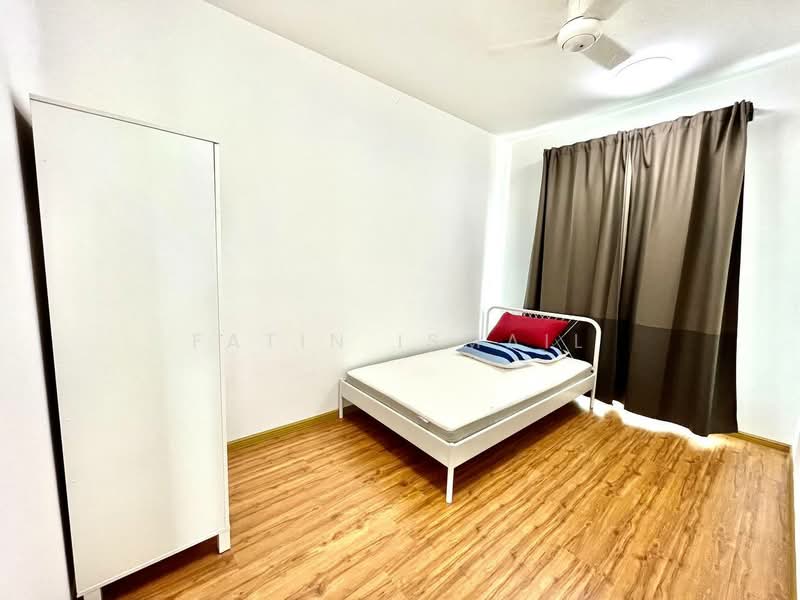 Pangsapuri untuk Dijual di Vista Mahogani @ Saujana Impian - Fatin Ismail - Bedroom - PropertyGuru.com.my