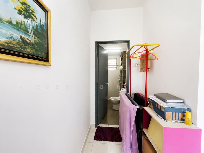 Pangsapuri untuk Dijual di PR1MA Presint 11 - Aizuddin bin Ahmad - Bathroom - PropertyGuru.com.my
