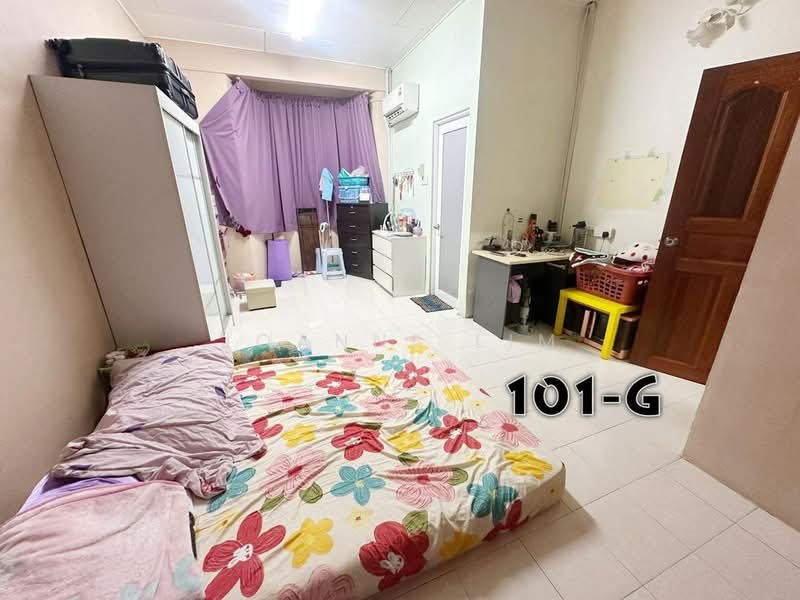 2-storey Terraced House for Sale in Port Klang (Pelabuhan Klang) (Selangor) - Joanne Lim - Bedroom - PropertyGuru.com.my