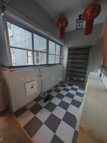 Kondominium untuk Dijual di Endah Ria - Kent Chong - Balcony - PropertyGuru.com.my