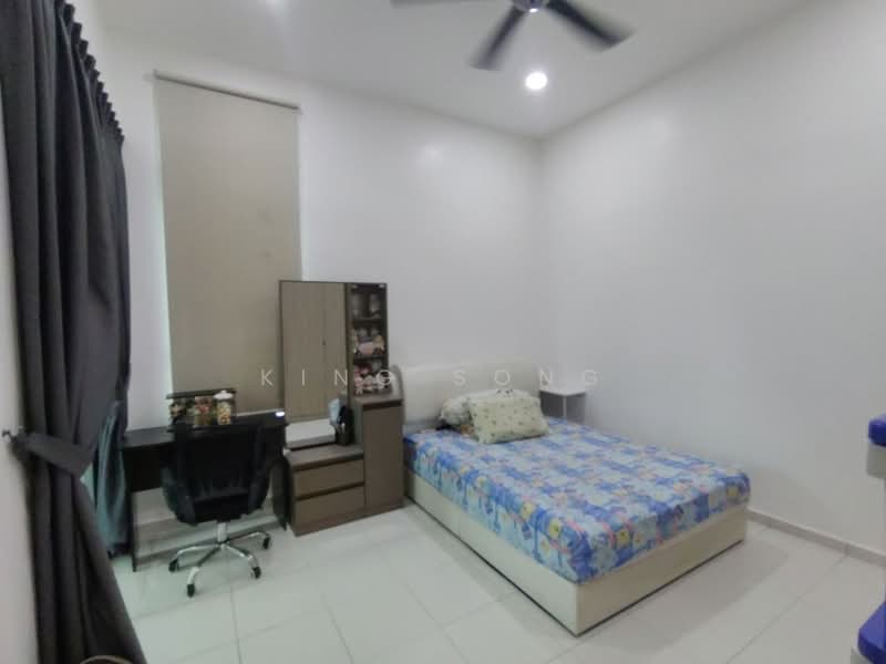 2.5-storey Terraced House for Sale in Taman Ozana Impian (Bukit Katil) - King Song - PropertyGuru.com.my