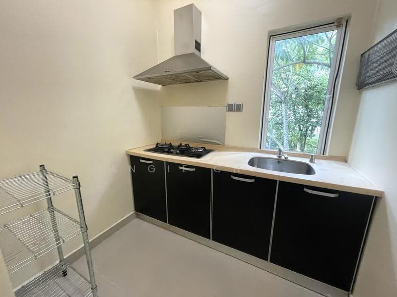 Townhouse for Sale in Sunway Damansara (Kota Damansara) - Angie Chai - Kitchen - PropertyGuru.com.my