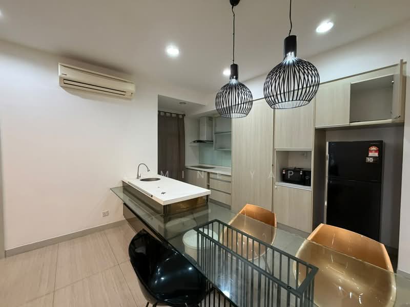 Servis Apartment untuk Disewa di Eve Suite / NZX Square - Jasmine Yap - Kitchen - PropertyGuru.com.my