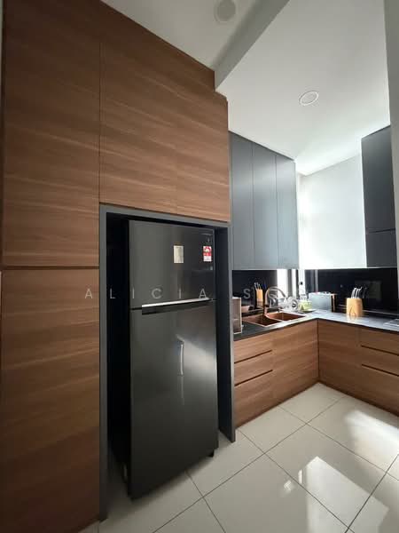 Condominium for Sale at Dua Menjalara - Alicia Soo - Kitchen - PropertyGuru.com.my