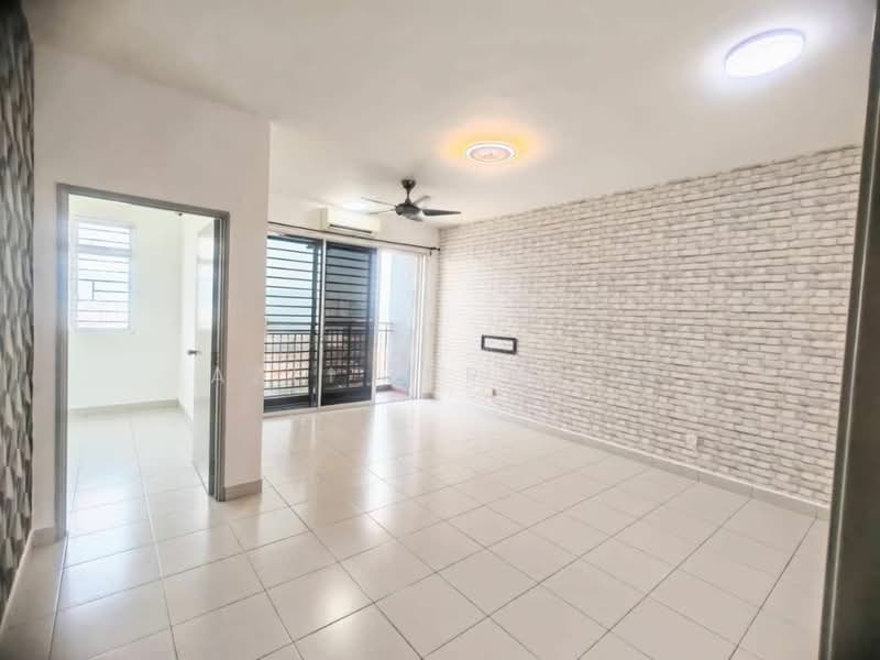 Pangsapuri untuk Dijual di Residensi Pandanmas 2 - Azli Ibrahim - Living Room - PropertyGuru.com.my