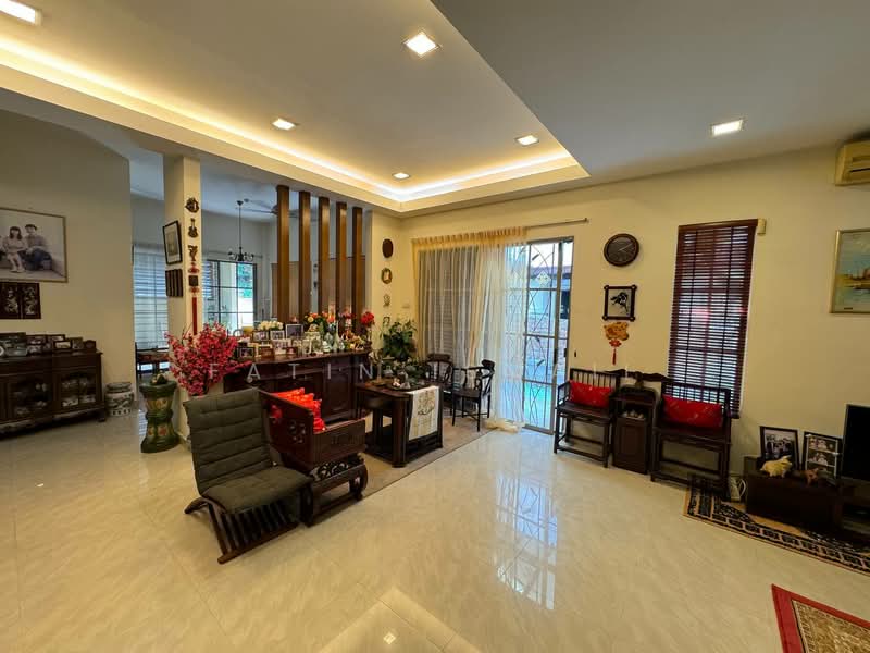 Rumah Berkembar untuk Dijual di Ampang Jaya (Ampang) - Fatin Ismail - Living Room - PropertyGuru.com.my