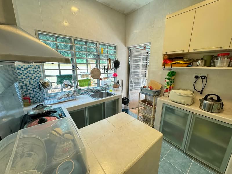 Rumah Berkembar untuk Dijual di Ampang Jaya (Ampang) - Fatin Ismail - Kitchen - PropertyGuru.com.my