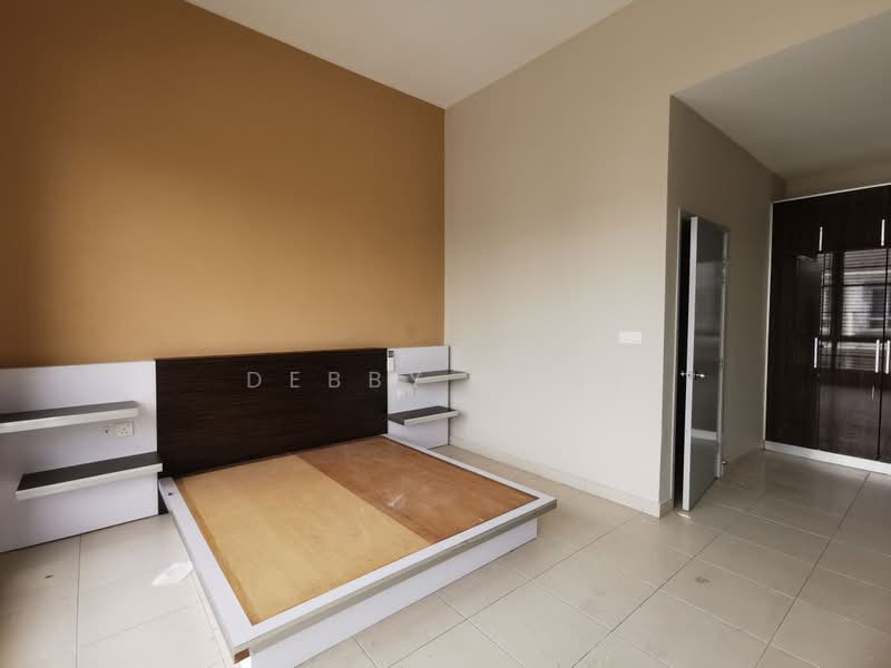 2-storey Terraced House for Sale in Taman Putra Prima (Puchong) - Debby Chai - Bedroom - PropertyGuru.com.my