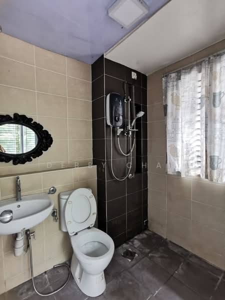 2-storey Terraced House for Sale in Taman Putra Prima (Puchong) - Debby Chai - Bathroom - PropertyGuru.com.my
