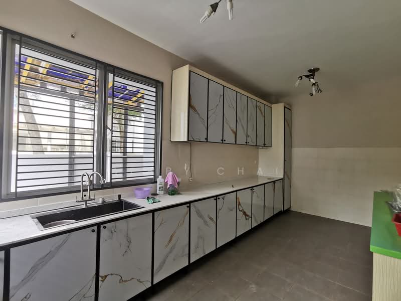 2-storey Terraced House for Sale in Taman Putra Prima (Puchong) - Debby Chai - Kitchen - PropertyGuru.com.my