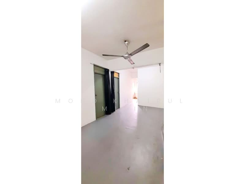 Flat for Sale at Desa Mentari Flat (Block 1) - Mohd Khairul Amilin - Interior - PropertyGuru.com.my