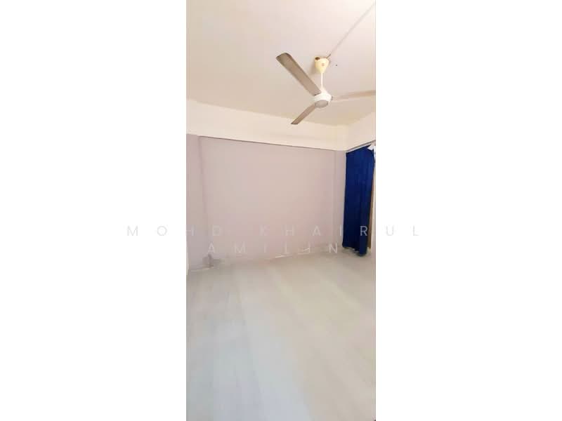 Flat for Sale at Desa Mentari Flat (Block 1) - Mohd Khairul Amilin - Interior - PropertyGuru.com.my