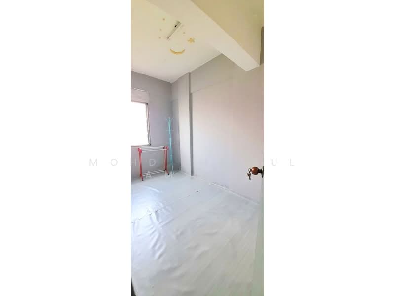 Flat for Sale at Desa Mentari Flat (Block 1) - Mohd Khairul Amilin - Interior - PropertyGuru.com.my