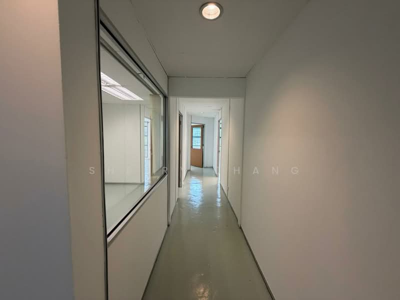Pejabat untuk Disewa di Bandar Sri Damansara (Selangor) - Sherry Chang - Corridor - PropertyGuru.com.my