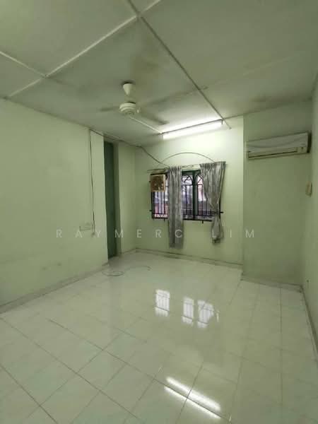 Semi-Detached House for Sale in Bandar Country Homes (Rawang) - Raymerc Lim - Interior - PropertyGuru.com.my