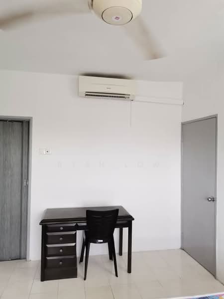 Kondominium untuk Disewa di Angkasa Condominiums - Ryan Low - Study - PropertyGuru.com.my