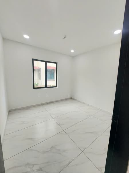 1-storey Terraced House for Sale in Taman Puteri Wangsa (Ulu Tiram) - Ck Leow - Interior - PropertyGuru.com.my