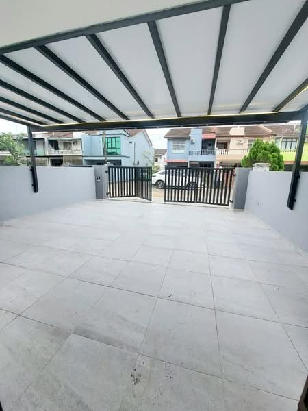 1-storey Terraced House for Sale in Taman Puteri Wangsa (Ulu Tiram) - Ck Leow - Exterior - PropertyGuru.com.my