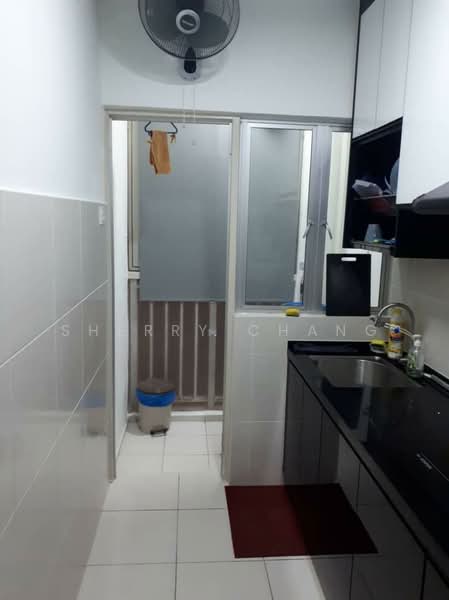 Kondominium untuk Disewa di Sky Awani Residensi 1 - Sherry Chang - Kitchen - PropertyGuru.com.my