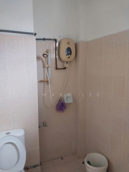 Kondominium untuk Dijual di Penhill Perdana Condominium - Edward Lee - Bathroom - PropertyGuru.com.my