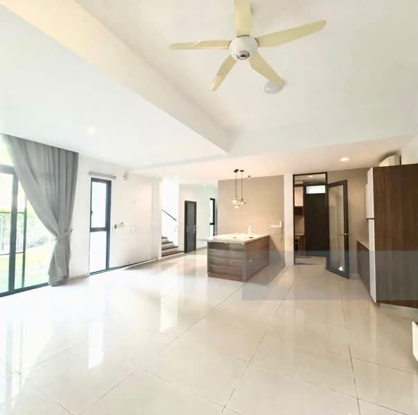 Rumah Teres untuk Disewa di Desa Parkcity (Kuala Lumpur) - Edward Yap - Living Room - PropertyGuru.com.my