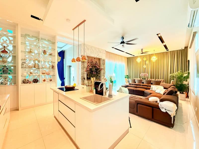 Rumah Banglo untuk Dijual di Sungai Long (Bandar Sungai Long) - FARAH YUSUF - Living Room - PropertyGuru.com.my
